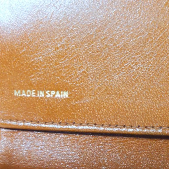 Vintage GIVENCHY Wallet Tan & Espresso Kisslock Wallet - Picture 8 of 8